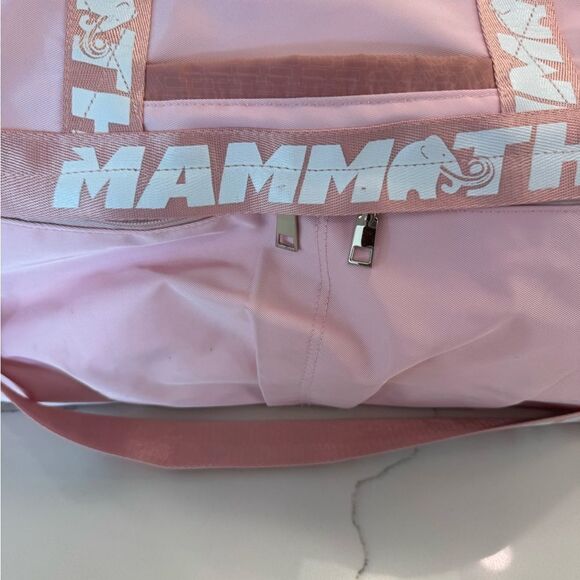 Pink Gym Bag with many compartments - Picture 3 of 7